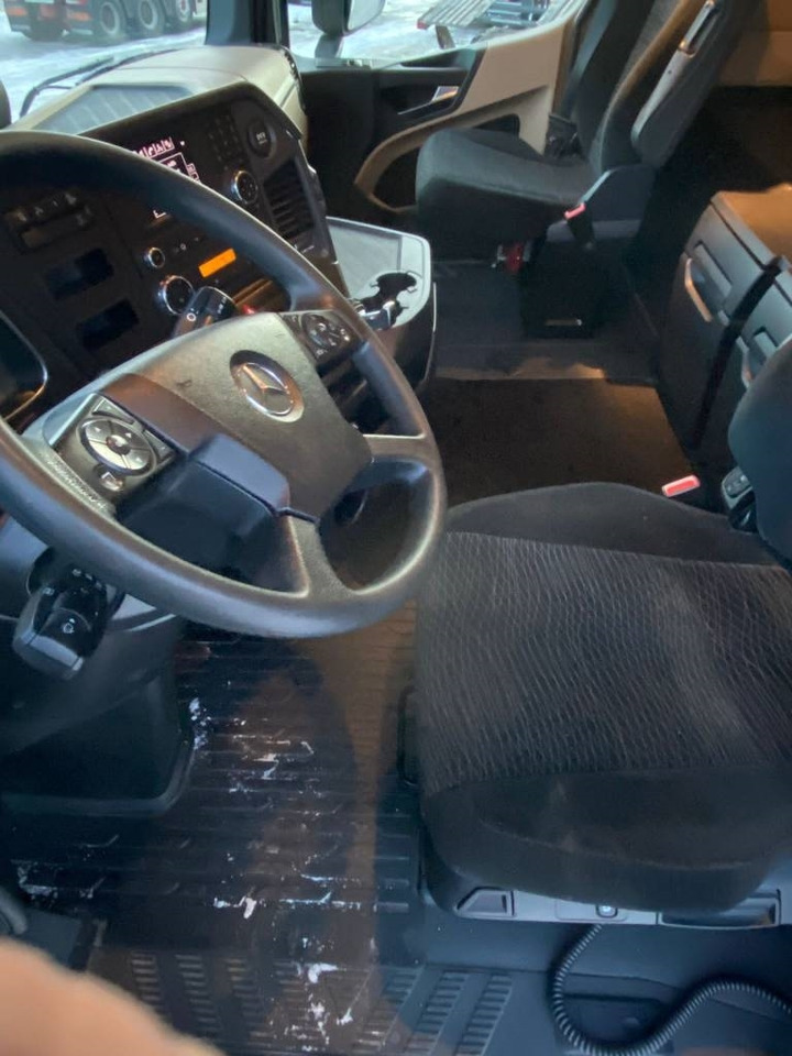 Cabeza tractora Mercedes-Benz Actros 2658: foto 12