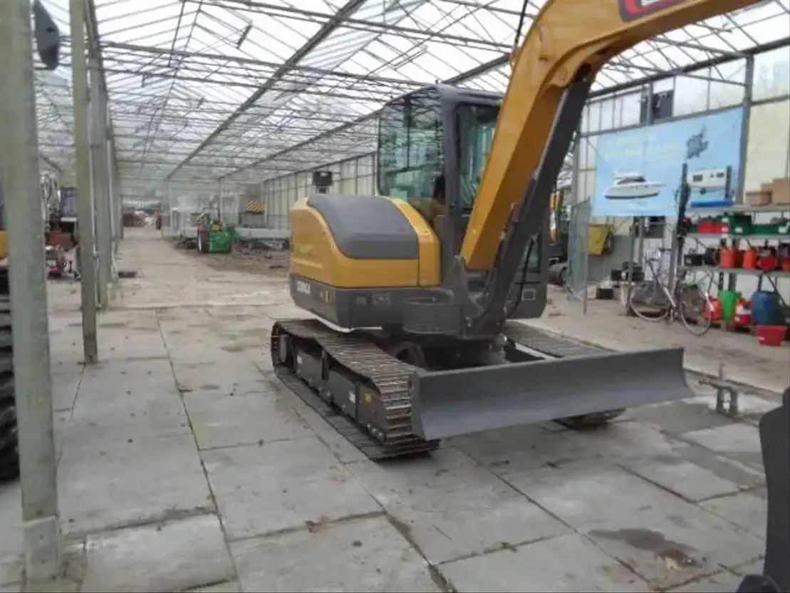 Excavadora de cadenas XCMG XE60GA: foto 16