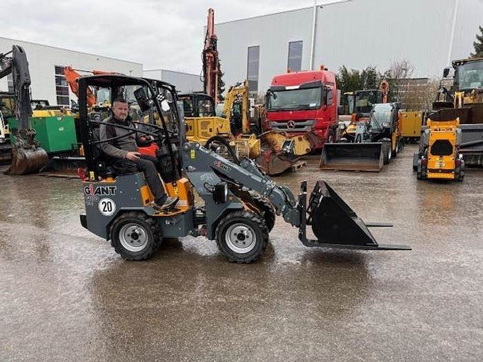 GiANT G1100 - Cargadora de ruedas: foto 5 GiANT G1100 - Cargadora de ruedas: foto 5