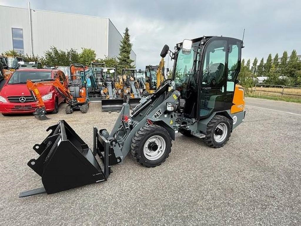 GiANT G2300 X-TRA HD - Cargadora de ruedas: foto 1 GiANT G2300 X-TRA HD - Cargadora de ruedas: foto 1