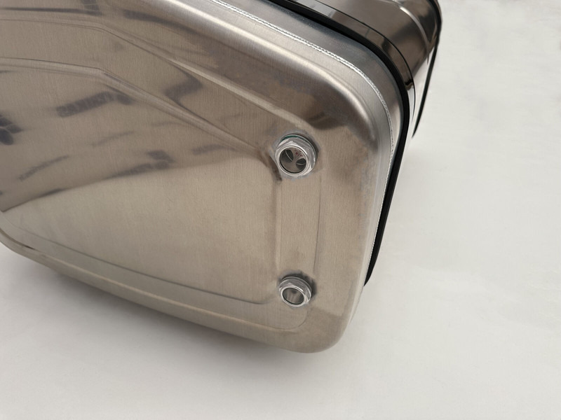 Mercedes-Benz - Depósito hidráulico para Camión: foto 3 Mercedes-Benz - Depósito hidráulico para Camión: foto 3