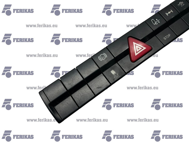 Mercedes-Benz - Salpicadero para Camión: foto 2 Mercedes-Benz - Salpicadero para Camión: foto 2