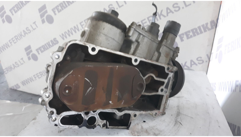 Mercedes-Benz oil coolant module - Enfriador de aceite para Camión: foto 3 Mercedes-Benz oil coolant module - Enfriador de aceite para Camión: foto 3