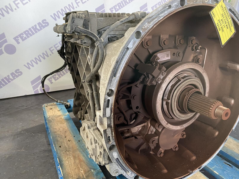 Renault T AT2412E gearbox with retarder - Caja de cambios para Camión: foto 4 Renault T AT2412E gearbox with retarder - Caja de cambios para Camión: foto 4