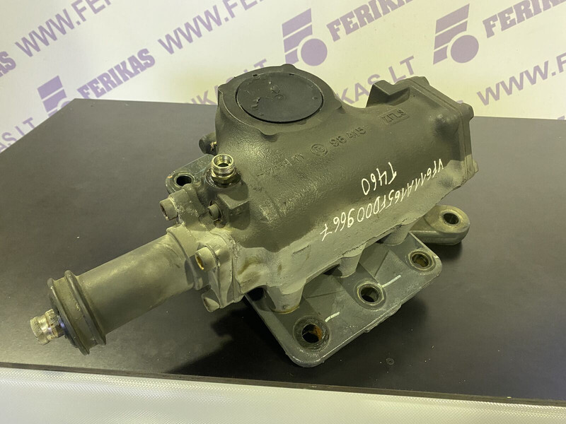 Renault T steering gear - Columna de dirección para Camión: foto 3 Renault T steering gear - Columna de dirección para Camión: foto 3