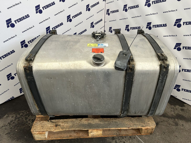 Scania 500L complete fuel tank with brackets - Depósito de combustible para Camión: foto 1 Scania 500L complete fuel tank with brackets - Depósito de combustible para Camión: foto 1