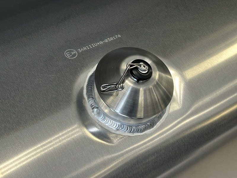 Scania Fuel tank anti-theft protection, 80mm - Sistema de combustible para Camión: foto 5 Scania Fuel tank anti-theft protection, 80mm - Sistema de combustible para Camión: foto 5