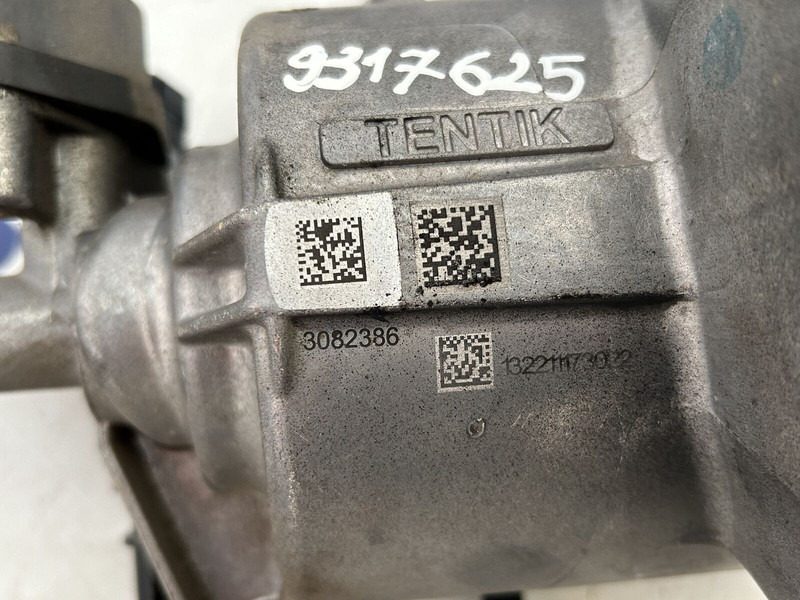 Scania fuel filter housing - Filtro de combustible para Camión: foto 4 Scania fuel filter housing - Filtro de combustible para Camión: foto 4