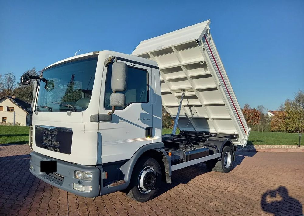 MAN TGL 12 180 BLOKADA KLIMA RESOR - Camión volquete: foto 1 MAN TGL 12 180 BLOKADA KLIMA RESOR - Camión volquete: foto 1