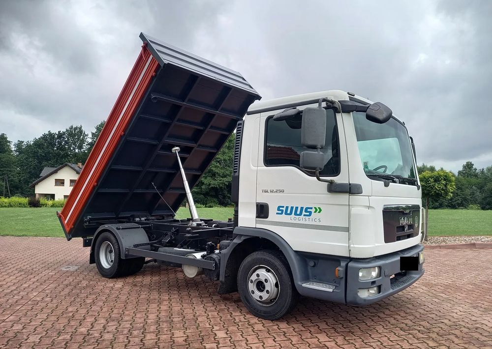 MAN TGL 12 250 EURO 5 WYWROTKA WYWROT KIPER - Camión volquete: foto 1 MAN TGL 12 250 EURO 5 WYWROTKA WYWROT KIPER - Camión volquete: foto 1