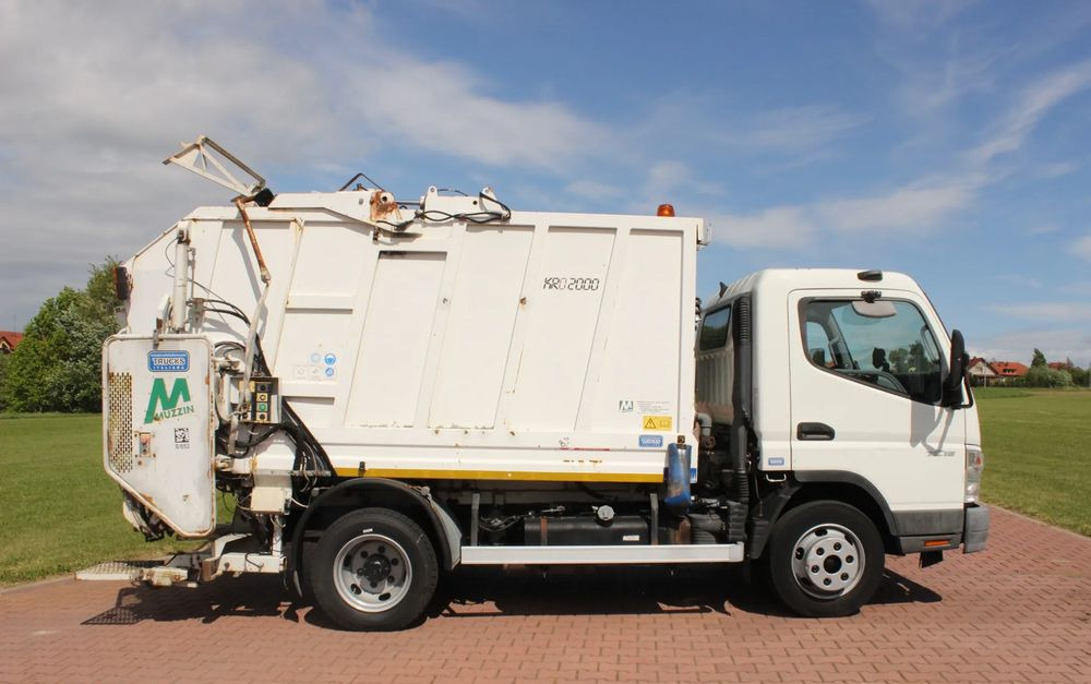 Mitsubishi CANTER 7C15 - Camión de basura: foto 5 Mitsubishi CANTER 7C15 - Camión de basura: foto 5