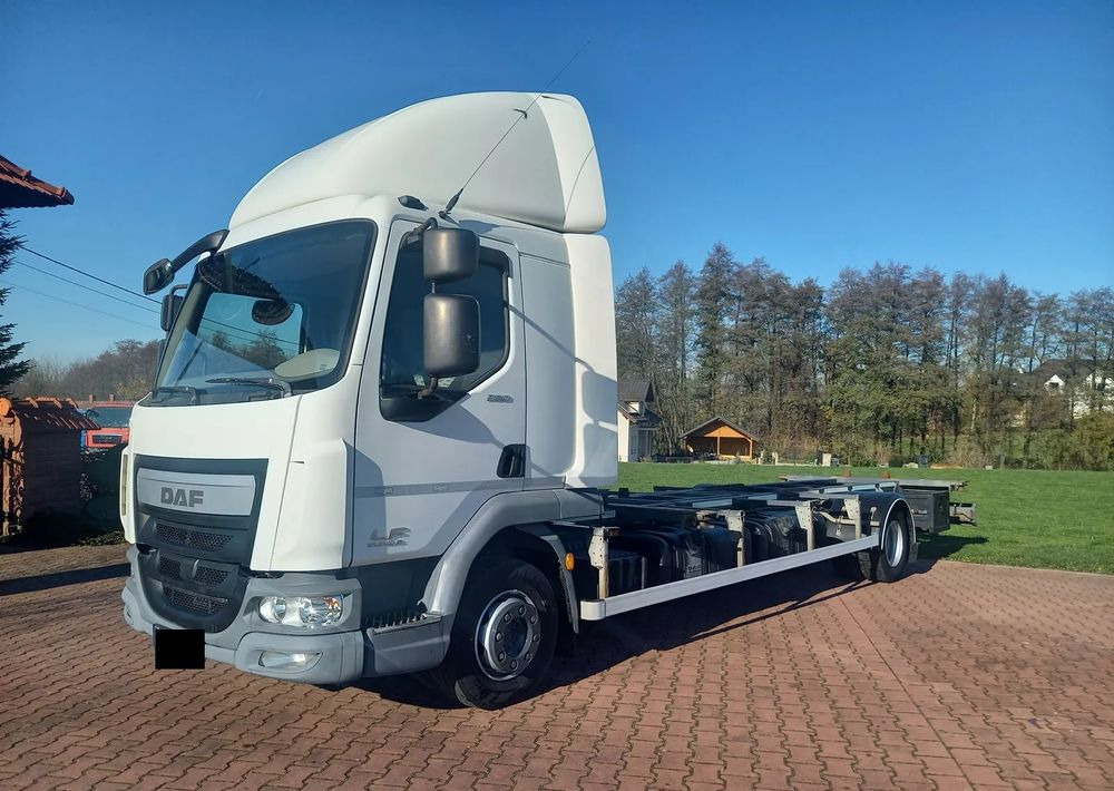 DAF 45 - Otra maquinaria: foto 2 DAF 45 - Otra maquinaria: foto 2