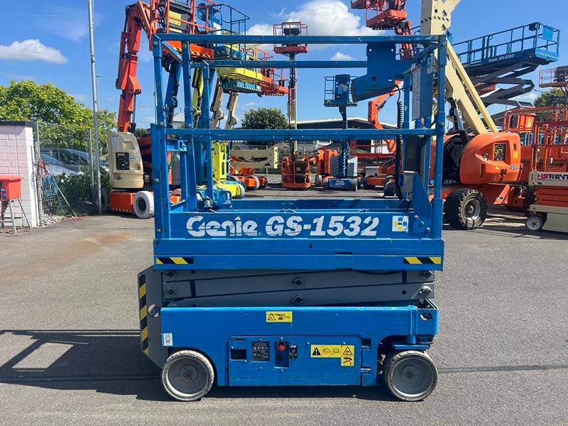 Genie GS1532 elektro 6m (1798) - Plataforma de tijeras: foto 2 Genie GS1532 elektro 6m (1798) - Plataforma de tijeras: foto 2