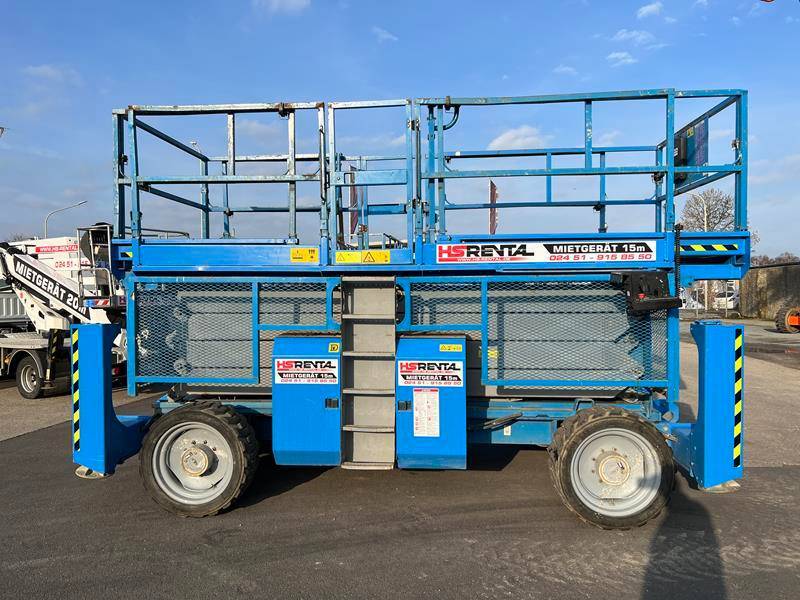 Genie GS4390 RT diesel 4x4 15m (1541) - Plataforma de tijeras: foto 2 Genie GS4390 RT diesel 4x4 15m (1541) - Plataforma de tijeras: foto 2
