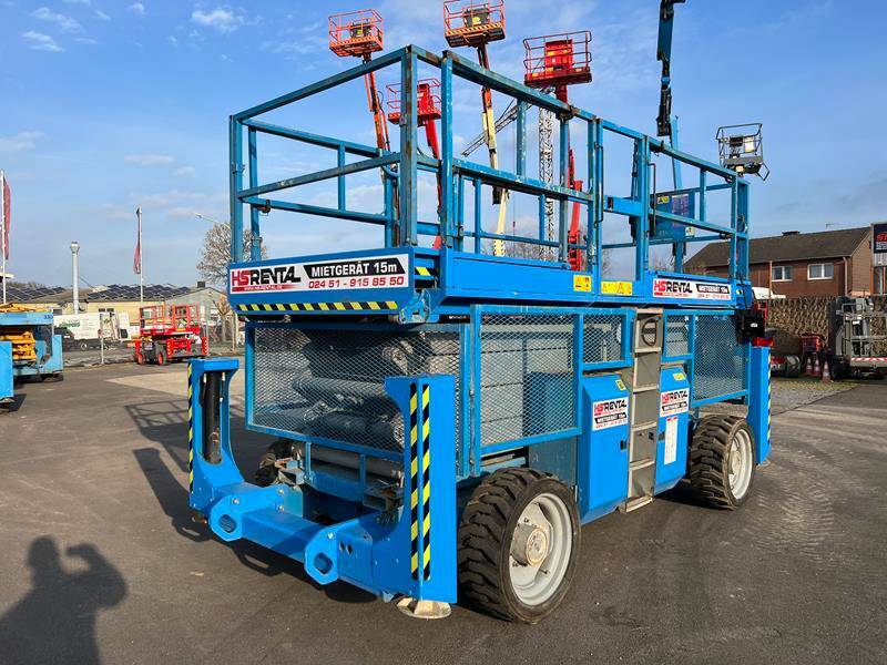 Genie GS4390 RT diesel 4x4 15m (1541) - Plataforma de tijeras: foto 3 Genie GS4390 RT diesel 4x4 15m (1541) - Plataforma de tijeras: foto 3