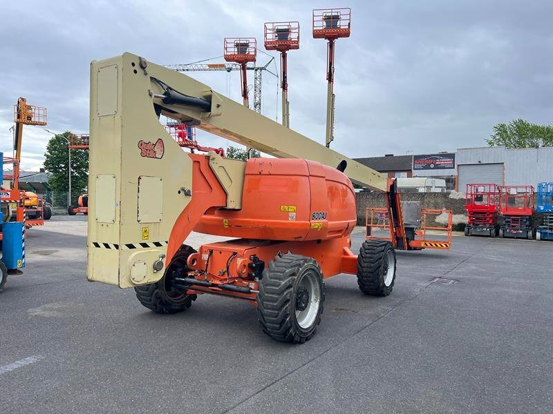 JLG 800AJ diesel 4x4 26m (1787) - Plataforma articulada: foto 3 JLG 800AJ diesel 4x4 26m (1787) - Plataforma articulada: foto 3
