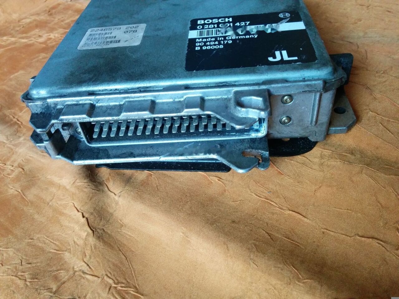 Bosch 0281001427 A 0004460839 Mercedes-Benz O405 - Unidad de control para Autobús: foto 1 Bosch 0281001427 A 0004460839 Mercedes-Benz O405 - Unidad de control para Autobús: foto 1