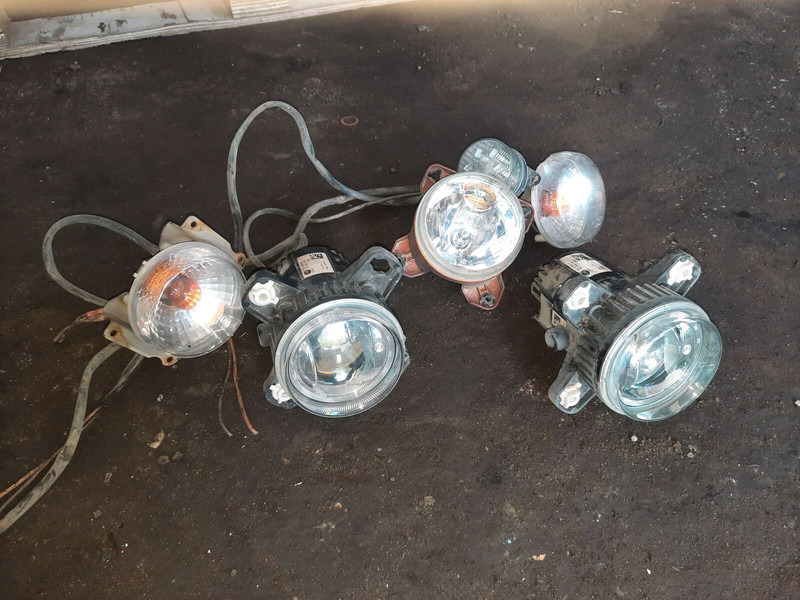 MAN . Скания . Вольво. Неоплан. - Faro delantero: foto 2 MAN . Скания . Вольво. Неоплан. - Faro delantero: foto 2