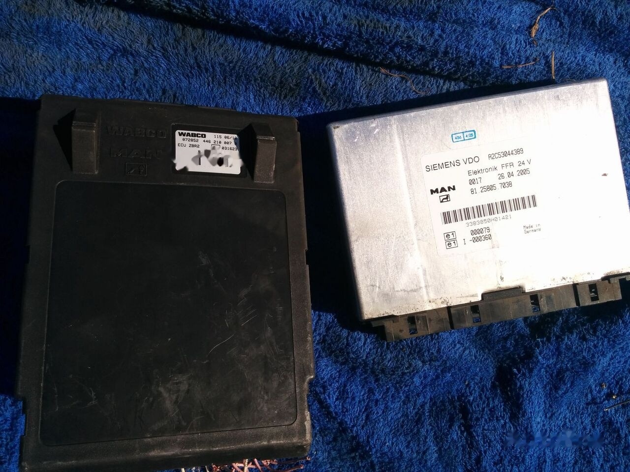 MAN WABCO ECU ZBR2 / 81.25806.7096. 4462100070 MAN CYTI - Unidad de control para Autobús: foto 5 MAN WABCO ECU ZBR2 / 81.25806.7096. 4462100070 MAN CYTI - Unidad de control para Autobús: foto 5