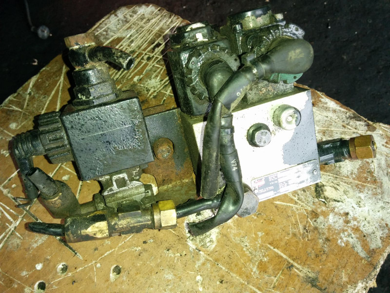 Neoplan LINNIG EL0057 - Unidad de control: foto 5 Neoplan LINNIG EL0057 - Unidad de control: foto 5