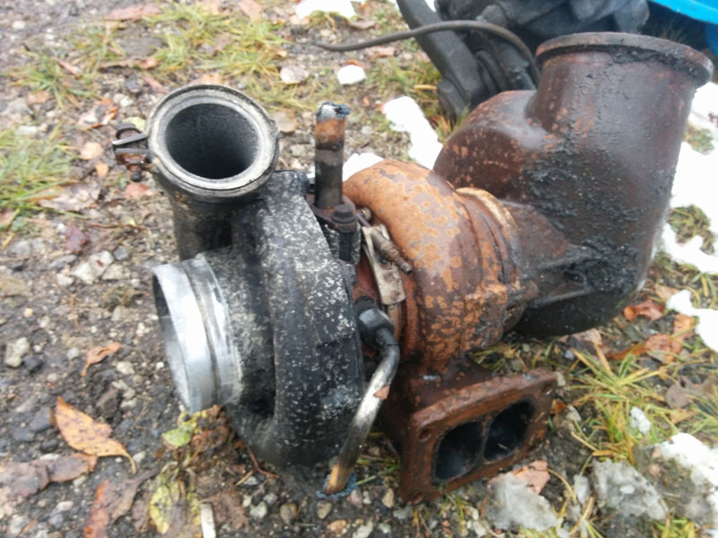 Volvo D12C D12A . Scania=918 - Turbocompresor: foto 5 Volvo D12C D12A . Scania=918 - Turbocompresor: foto 5