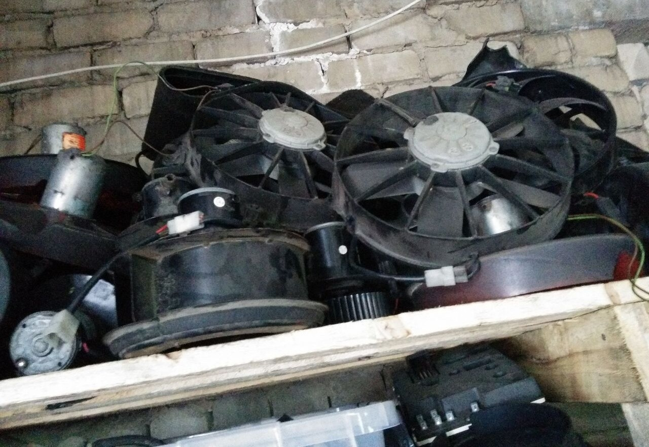 Volvo HP-oliefyr DK8450 Hammel Volvo B10 - Calefacción/ Ventilación para Autobús: foto 1 Volvo HP-oliefyr DK8450 Hammel Volvo B10 - Calefacción/ Ventilación para Autobús: foto 1