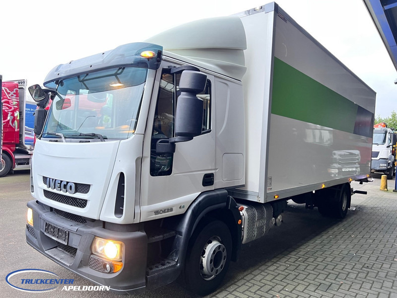 Iveco Eurocargo 150E28 175.650 km, AC, 2000 kg lift - Camión caja cerrada: foto 3 Iveco Eurocargo 150E28 175.650 km, AC, 2000 kg lift - Camión caja cerrada: foto 3