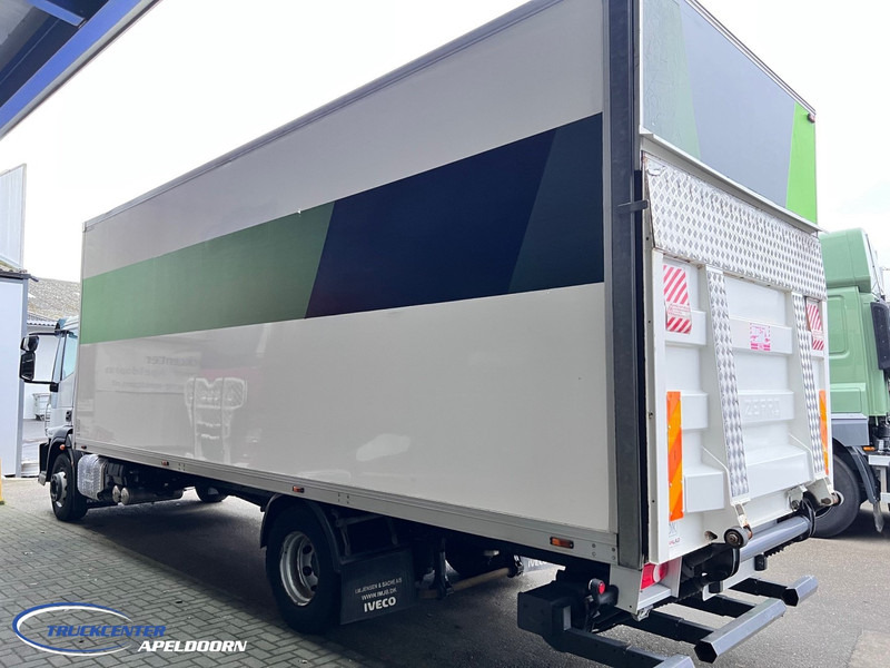 Iveco Eurocargo 150E28 175.650 km, AC, 3 Stoelen, 2000 kg lift, 6 Cilinder - Camión caja cerrada: foto 4 Iveco Eurocargo 150E28 175.650 km, AC, 3 Stoelen, 2000 kg lift, 6 Cilinder - Camión caja cerrada: foto 4