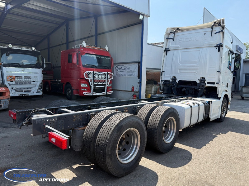 Scania R650 V8 NGS 6x4, Standclima, PTO, Retarder - Camión chasis: foto 2 Scania R650 V8 NGS 6x4, Standclima, PTO, Retarder - Camión chasis: foto 2