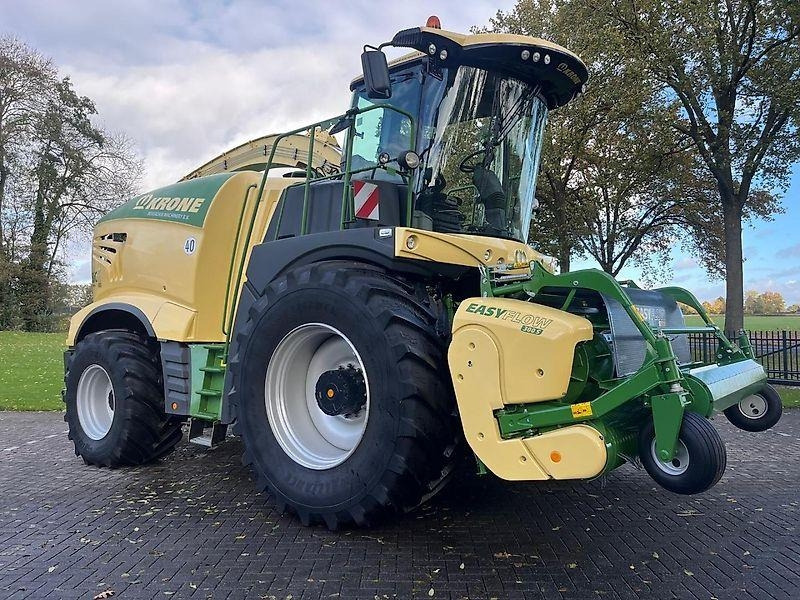 Krone Big X 680 Optimaize Top zustand! Complete! - Cosechadora de forraje: foto 1 Krone Big X 680 Optimaize Top zustand! Complete! - Cosechadora de forraje: foto 1