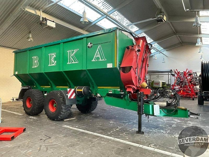 Beka 23T UW - Maquinaria agrícola: foto 5 Beka 23T UW - Maquinaria agrícola: foto 5