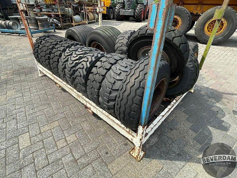 Verschillende banden met velg - Neumático para Maquinaria agrícola: foto 2 Verschillende banden met velg - Neumático para Maquinaria agrícola: foto 2