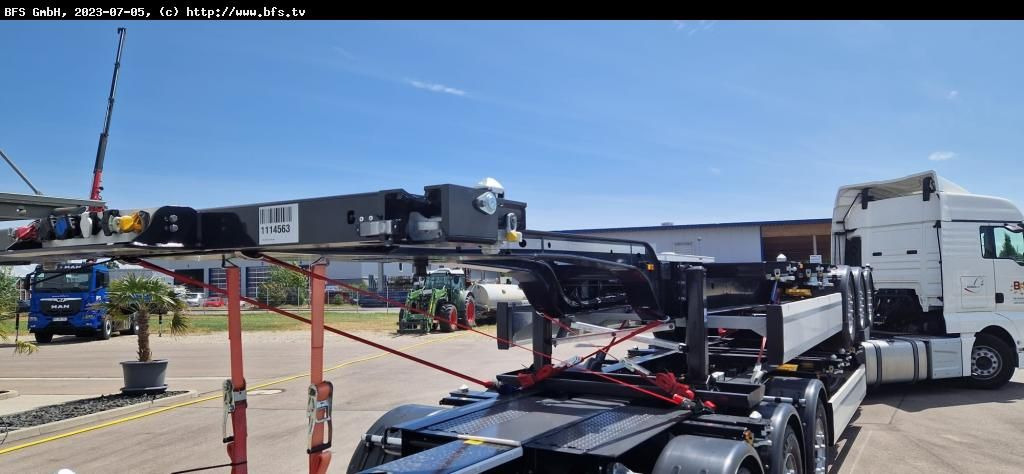Krone Sattelauflieger Container Chassi SDC 27 eLTU5-2 Krone Sattelauflieger Container Chassi SDC 27 eLTU5-2 - Semirremolque portacontenedore/ Intercambiable: foto 1 Krone Sattelauflieger Container Chassi SDC 27 eLTU5-2 Krone Sattelauflieger Container Chassi SDC 27 eLTU5-2 - Semirremolque portacontenedore/ Intercambiable: foto 1