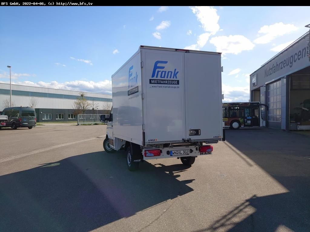 MAN TGE 3.180 4x2 F SB Möbelkoffer - Furgoneta caja cerrada: foto 4 MAN TGE 3.180 4x2 F SB Möbelkoffer - Furgoneta caja cerrada: foto 4