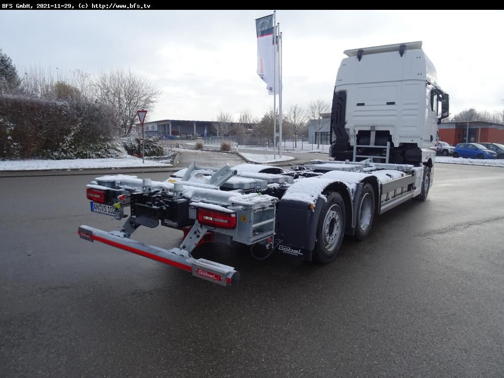 MAN TGX (TG3) 26.510 6x2-4 LL CH Multiwechsler - Camión portacontenedore/ Intercambiable: foto 2 MAN TGX (TG3) 26.510 6x2-4 LL CH Multiwechsler - Camión portacontenedore/ Intercambiable: foto 2