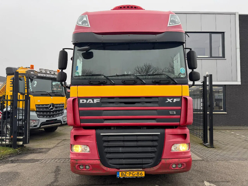 DAF XF 105.460 4X2 - EURO 5 + FULL SPOILER + NL TRUCK - Cabeza tractora: foto 2 DAF XF 105.460 4X2 - EURO 5 + FULL SPOILER + NL TRUCK - Cabeza tractora: foto 2