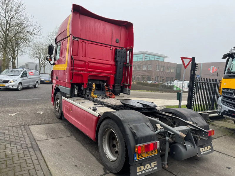 Leasing de DAF XF 105.460 4X2 - EURO 5 + FULL SPOILER + NL TRUCK DAF XF 105.460 4X2 - EURO 5 + FULL SPOILER + NL TRUCK: foto 6 Leasing de DAF XF 105.460 4X2 - EURO 5 + FULL SPOILER + NL TRUCK DAF XF 105.460 4X2 - EURO 5 + FULL SPOILER + NL TRUCK: foto 6