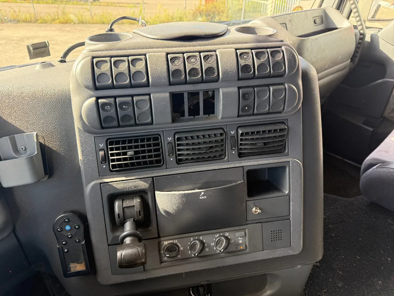 Leasing de Iveco Stralis 440.43 440E43 EURO 3 MET RETARDER Iveco Stralis 440.43 440E43 EURO 3 MET RETARDER: foto 9