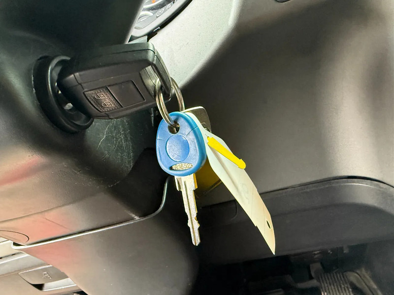 Cabeza tractora MAN TGX 28.560 6X2 EURO 6 - GCW: 90 TON - ONLY 406.587 KM: foto 20