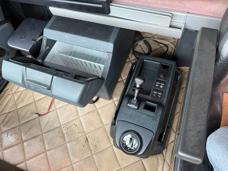 Cabeza tractora MAN TGX 41.540 8X4 180 TON+ RETARDER + PTO HYDRAULICS: foto 20 Cabeza tractora MAN TGX 41.540 8X4 180 TON+ RETARDER + PTO HYDRAULICS: foto 20