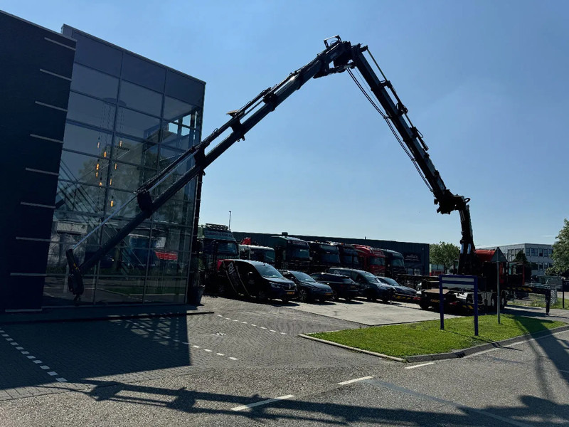 Scania R560 V8 8X2 + EFFER CRANE 1550 6S + FLYJIP 6XHYDR + REMOTE + WINCH - Cabeza tractora: foto 5 Scania R560 V8 8X2 + EFFER CRANE 1550 6S + FLYJIP 6XHYDR + REMOTE + WINCH - Cabeza tractora: foto 5