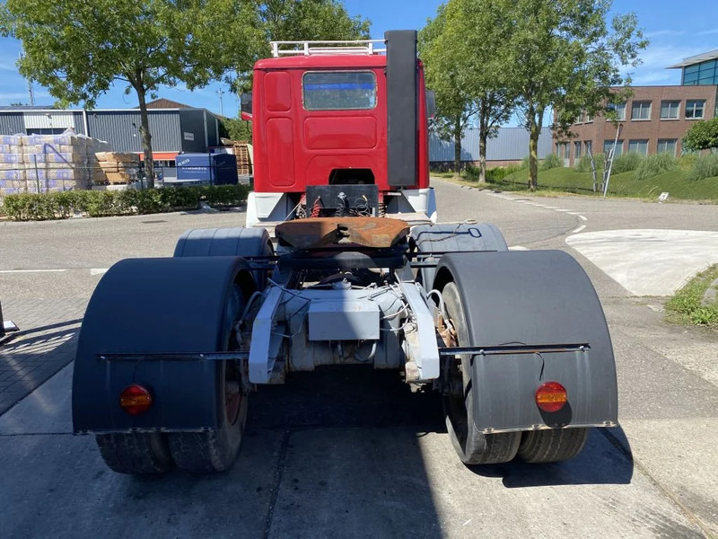 Volvo F 89 6X2 - F89TURBO6 - Cabeza tractora: foto 5 Volvo F 89 6X2 - F89TURBO6 - Cabeza tractora: foto 5