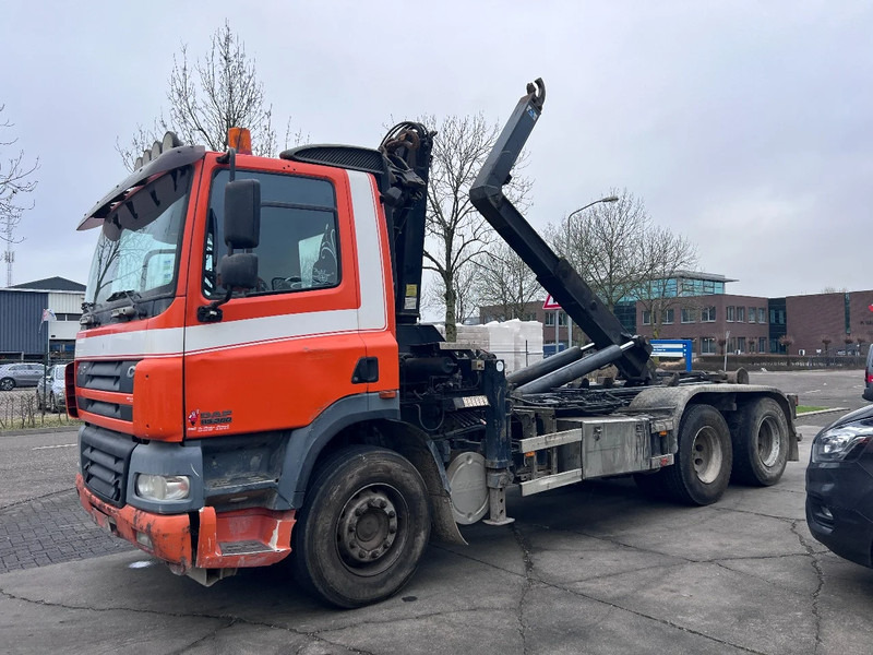 Leasing de DAF CF 85.380 6X2 + MKG 141 A2 CRANE + 20 TON HOOKLIFT - EURO 3 - MANUAL GEAR - 10 TYRES DAF CF 85.380 6X2 + MKG 141 A2 CRANE + 20 TON HOOKLIFT - EURO 3 - MANUAL GEAR - 10 TYRES: foto 11