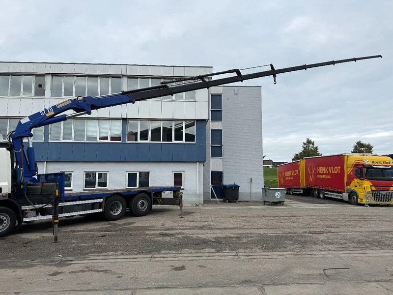 DAF CF 85.410 6X2 EURO 5 + HMF 37 TON/M + REMOTE CONTROL - Camión grúa: foto 4 DAF CF 85.410 6X2 EURO 5 + HMF 37 TON/M + REMOTE CONTROL - Camión grúa: foto 4