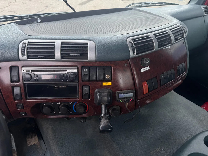 Leasing de DAF CF 85.430 6X4 EURO 3 FULL STEEL VDL 25 TON DAF CF 85.430 6X4 EURO 3 FULL STEEL VDL 25 TON: foto 12 Leasing de DAF CF 85.430 6X4 EURO 3 FULL STEEL VDL 25 TON DAF CF 85.430 6X4 EURO 3 FULL STEEL VDL 25 TON: foto 12