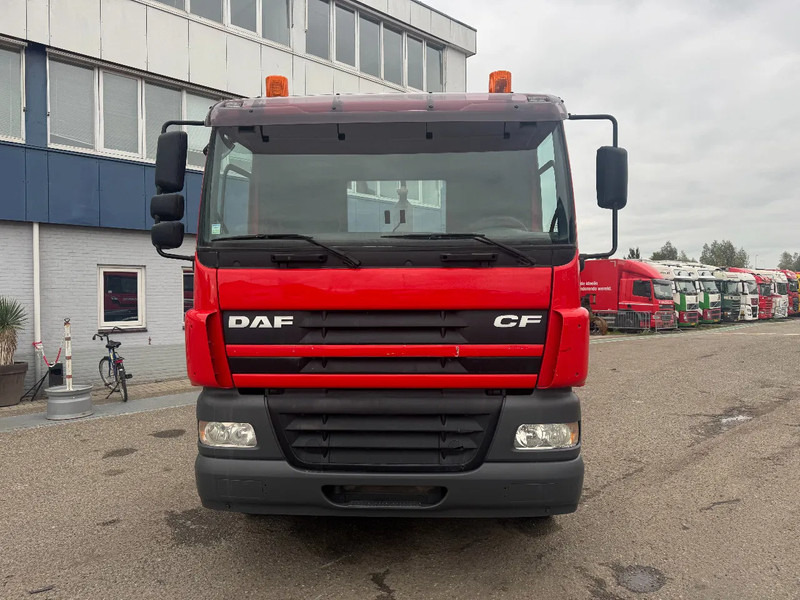 Leasing de DAF CF 85.430 6X4 EURO 3 FULL STEEL VDL 25 TON DAF CF 85.430 6X4 EURO 3 FULL STEEL VDL 25 TON: foto 15 Leasing de DAF CF 85.430 6X4 EURO 3 FULL STEEL VDL 25 TON DAF CF 85.430 6X4 EURO 3 FULL STEEL VDL 25 TON: foto 15