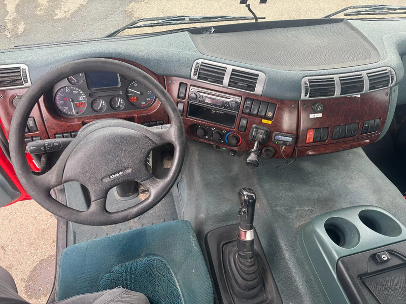 Leasing de DAF CF 85.430 6X4 EURO 3 FULL STEEL VDL 25 TON DAF CF 85.430 6X4 EURO 3 FULL STEEL VDL 25 TON: foto 10 Leasing de DAF CF 85.430 6X4 EURO 3 FULL STEEL VDL 25 TON DAF CF 85.430 6X4 EURO 3 FULL STEEL VDL 25 TON: foto 10