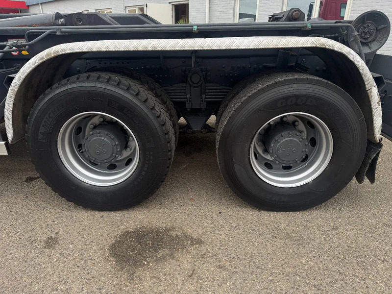 Leasing de DAF CF 85.430 6X4 EURO 3 FULL STEEL VDL 25 TON DAF CF 85.430 6X4 EURO 3 FULL STEEL VDL 25 TON: foto 13 Leasing de DAF CF 85.430 6X4 EURO 3 FULL STEEL VDL 25 TON DAF CF 85.430 6X4 EURO 3 FULL STEEL VDL 25 TON: foto 13