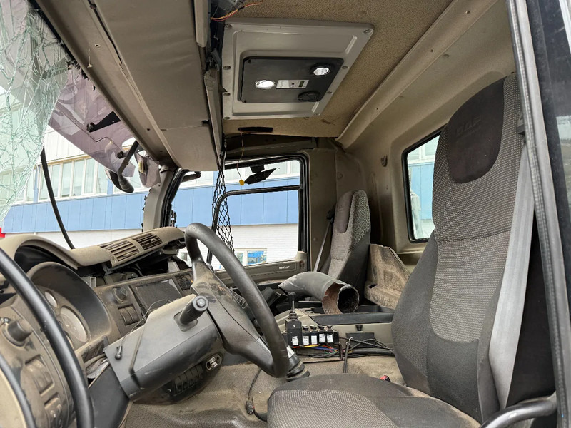 Leasing de DAF CF 85.460 8X4 EURO 5 - FULL STEEL SUSP. - MANUAL GEAR - BIG AXLES + VDL HOOKLIFT DAF CF 85.460 8X4 EURO 5 - FULL STEEL SUSP. - MANUAL GEAR - BIG AXLES + VDL HOOKLIFT: foto 9
