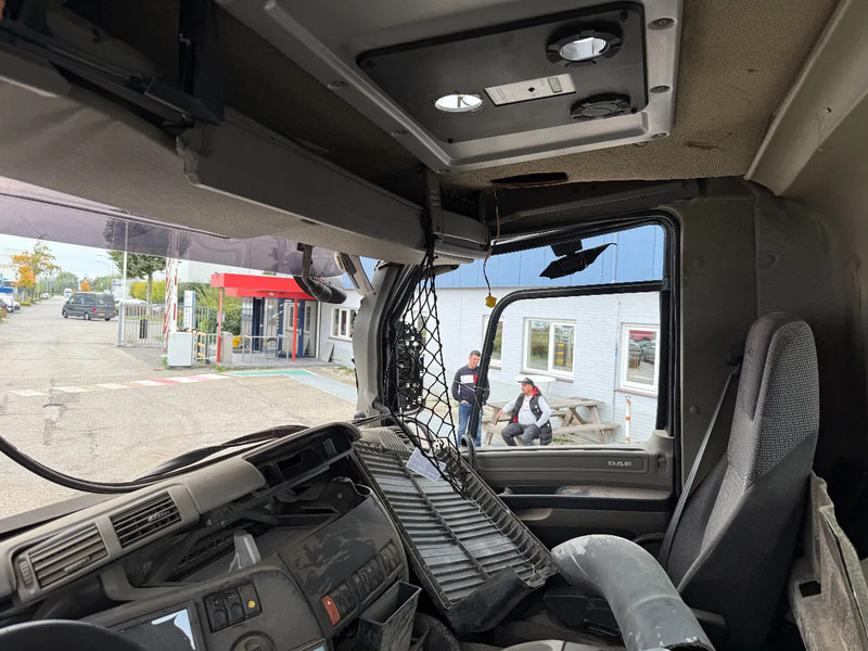 Leasing de DAF CF 85.460 8X4 EURO 5 - FULL STEEL SUSP. - MANUAL GEAR - BIG AXLES + VDL HOOKLIFT DAF CF 85.460 8X4 EURO 5 - FULL STEEL SUSP. - MANUAL GEAR - BIG AXLES + VDL HOOKLIFT: foto 17